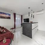 Royal House 1