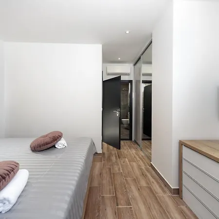 Royal House 1 Βίλα